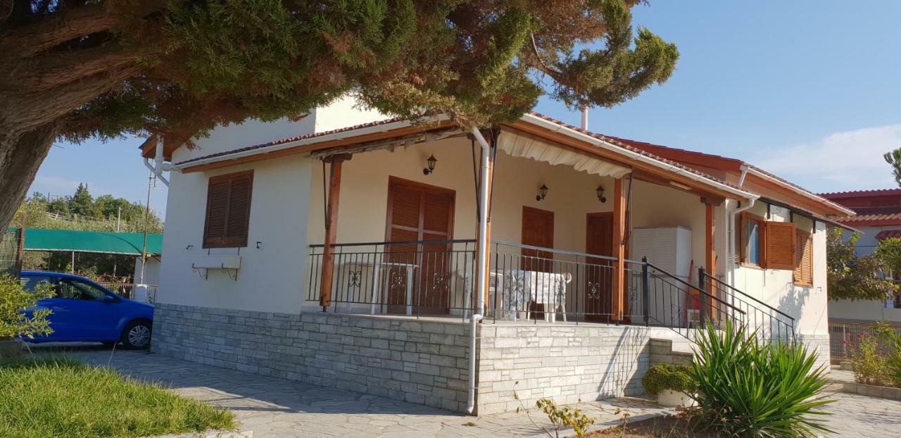 Halkidiki Seafront Beach House Villa Nea Kallikrateia Dış mekan fotoğraf